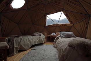Iglu im EcoCamp