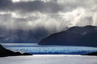 Wetter über dem Perito Moreno